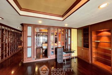 1 Bedroom Condo for rent in Silom, Bangkok near BTS Saphan Taksin