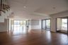3 Bedroom Condo for rent in Bang Phong Pang, Bangkok