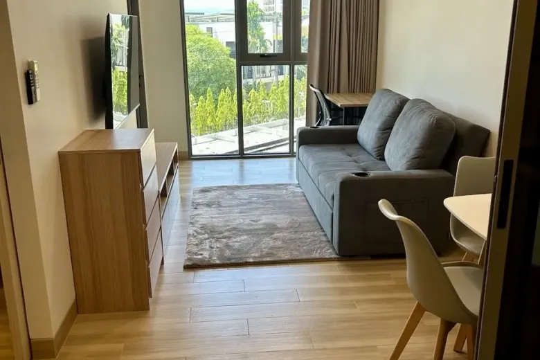 1 Bedroom Condo