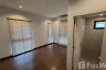 5 Bedroom House for Sale or Rent in Bann Lumpini Suanluang Rama 9, Nong Bon, Bangkok