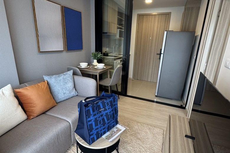 1 Bedroom Condo For Rent
