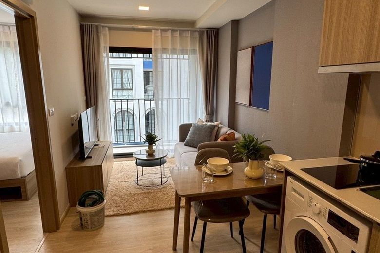 1 Bedroom Condo For Rent