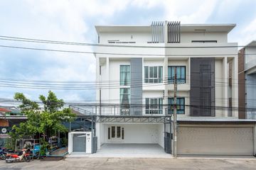 2 Bedroom House for rent in Lat Phrao, Bangkok