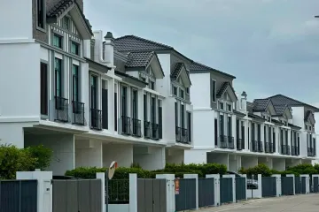 3 Bedroom Townhouse for rent in Villaggio Srinakarin-Bangna, Bang Kaeo, Samut Prakan