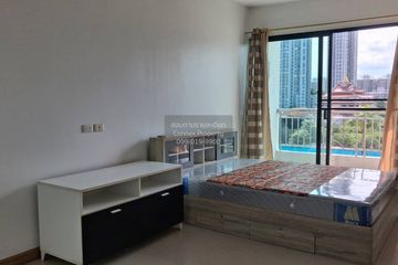 1 Bedroom Condo for sale in Silom, Bangkok near BTS Chong Nonsi