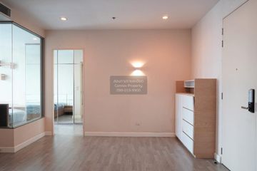 1 Bedroom Condo for sale in The Room BTS Wongwian Yai, Bang Lamphu Lang, Bangkok near BTS Wongwian Yai