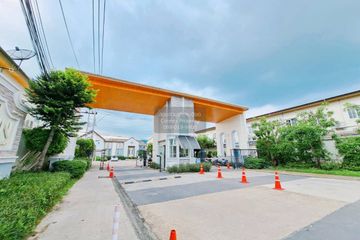 3 Bedroom Townhouse for sale in Golden Town Ramintra-Khubon, Tha Raeng, Bangkok