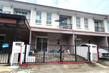 3 Bedroom Townhouse for sale in Baan Pruksa Lumlukka-Wongwaen, Lam Luk Ka, Pathum Thani