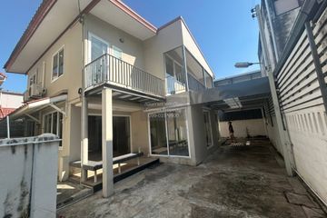 4 Bedroom House for sale in Sam Sen Nok, Bangkok near MRT Phawana
