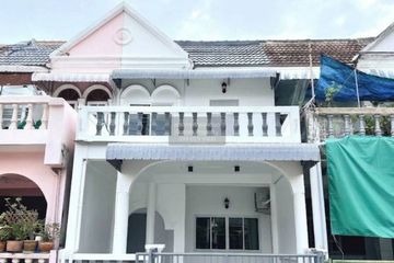 3 Bedroom Townhouse for rent in Bang Chak, Bangkok
