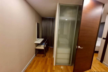 2 Bedroom Condo for rent in Quad Silom,  near BTS Chong Nonsi