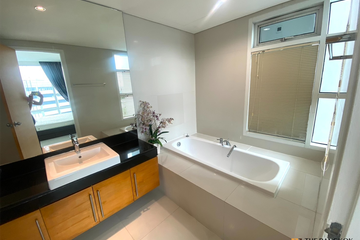 3 Bedroom Condo for rent in Fullerton, Phra Khanong, Bangkok near BTS Thong Lo