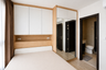1 Bedroom Condo for sale in XT Huaikhwang, Din Daeng, Bangkok near MRT Huai Khwang
