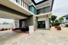 4 Bedroom House for sale in Ploenchit Collina, 