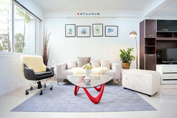 3 Bedroom Townhouse for rent in Sam Sen Nok, Bangkok near MRT Phawana