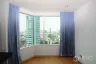 3 Bedroom Condo for sale in Bang Lamphu Lang, Bangkok
