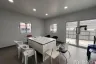 Warehouse / Factory for rent in Khlong Si, Pathum Thani