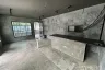 Commercial for rent in Khlong Tan Nuea, Bangkok