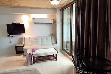 Condo for sale in First Tower condominium, Khlong Toei Nuea, Bangkok near Airport Rail Link Makkasan