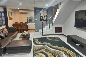 2 Bedroom House for rent in Lat Yao, Bangkok near Airport Rail Link Bang Khen