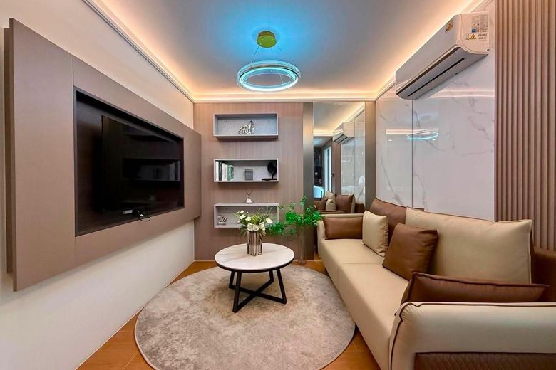 1 Bedroom Condo For Rent