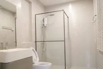 3 Bedroom Townhouse for rent in Baan Klang Muang British Town Srinakarin, Bang Kaeo, Samut Prakan near MRT Si La Salle