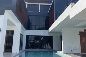 5 Bedroom House for Sale or Rent in Bang Chak, Bangkok near BTS Punnawithi