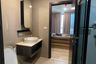 1 Bedroom Condo for rent in XT Huaikhwang, Din Daeng, Bangkok near MRT Huai Khwang