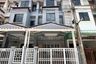 4 Bedroom Townhouse for rent in Tha Raeng, Bangkok