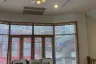 2 Bedroom House for rent in Chan Kasem, Bangkok near MRT Chankasem
