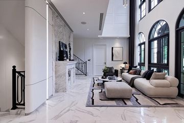 4 Bedroom House for sale in Khlong Tan Nuea, Bangkok
