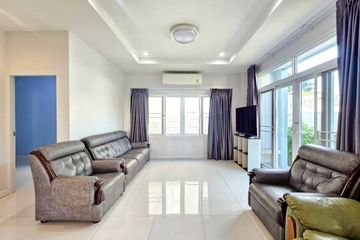 4 Bedroom House for rent in Phra Khanong Nuea, Bangkok near BTS Phra Khanong