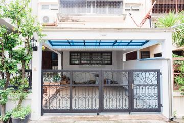 2 Bedroom Townhouse for sale in Bang Kho Laem, Bangkok