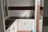 3 Bedroom Townhouse for rent in Patio Pattanakarn, Suan Luang, Bangkok