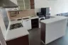 1 Bedroom Condo for sale in Baan Sathorn Condo, Khlong Toei Nuea, Bangkok near MRT Phetchaburi