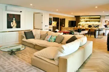 4 Bedroom Condo for sale in Fifty Fifth Tower, Khlong Tan Nuea, Bangkok near BTS Thong Lo