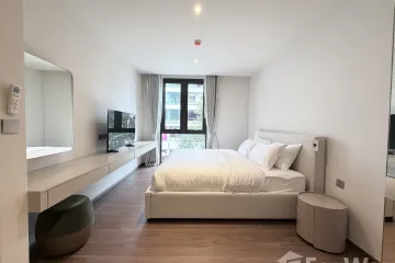 1 Bedroom Condo for rent in Via 61, Khlong Tan Nuea, Bangkok near BTS Ekkamai