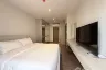 1 Bedroom Condo for rent in Via 61, Khlong Tan Nuea, Bangkok near BTS Ekkamai