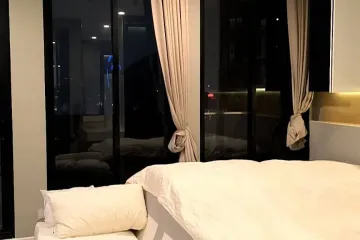1 Bedroom Condo for sale in Noble Ploenchit, Lumpini, Bangkok near BTS Ploen Chit