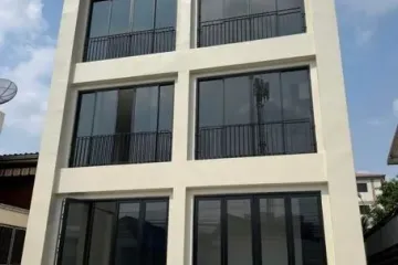 Office for Sale or Rent in Bang Na, Bangkok