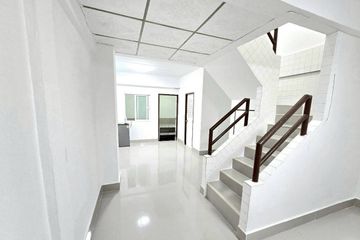 2 Bedroom Townhouse for rent in Bang Na, Bangkok
