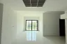 2 Bedroom Condo for sale in Nong Prue, Chonburi
