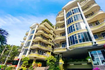 1 Bedroom Condo for rent in Na Kluea, Chonburi