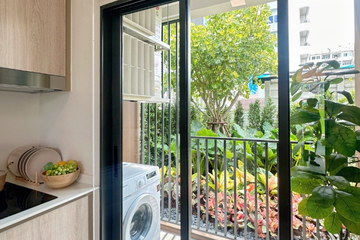1 Bedroom Condo for sale in Hua Mak, Bangkok near MRT Hua Mak
