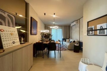 2 Bedroom Condo for sale in Bang Khun Si, Bangkok
