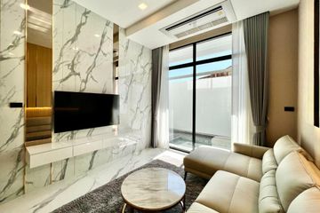 4 Bedroom House for sale in The Lavish, Na Kluea, Chonburi