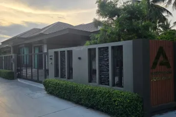 3 Bedroom Villa for sale in Pong, Chonburi