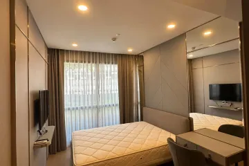 2 Bedroom Condo for rent in Ashton Chula-Silom, Si Phraya, Bangkok near MRT Sam Yan