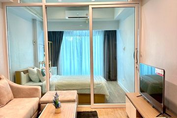 2 Bedroom Condo for sale in Golf View Condo, Kathu, Phuket