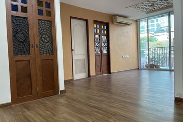 2 Bedroom Condo for sale in The Fine at River, Bang Lamphu Lang, Bangkok near BTS Saphan Taksin